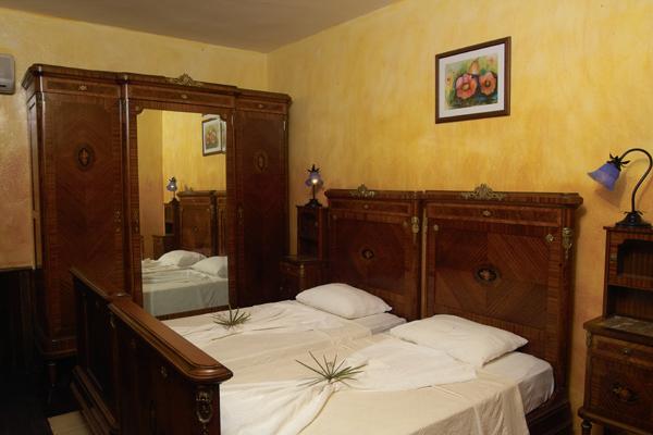 BERKE RANCH HOTEL