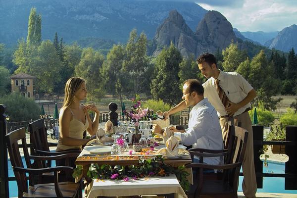 BERKE RANCH HOTEL
