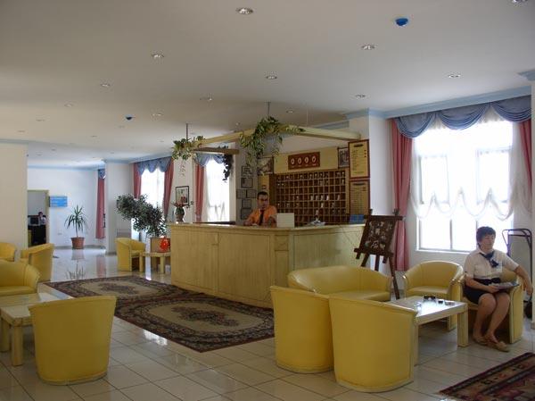 BLUE SKY HOTEL