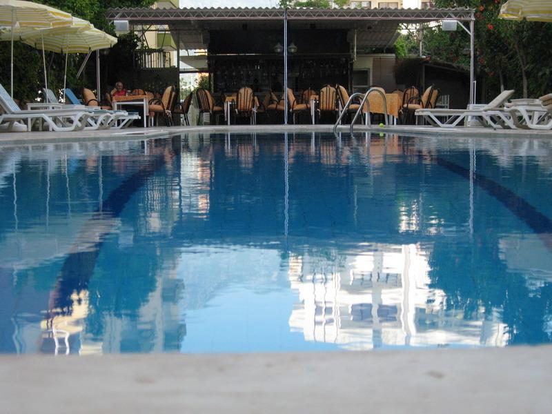 MERI BEACH HOTEL
