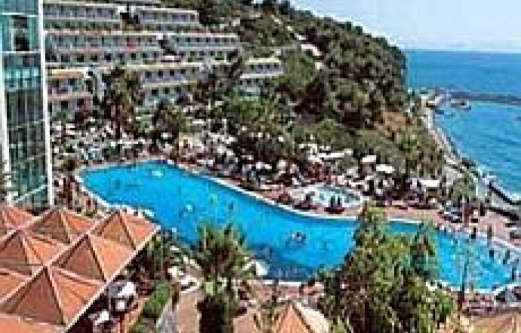 PINE BAY HOLIDAY RESORT