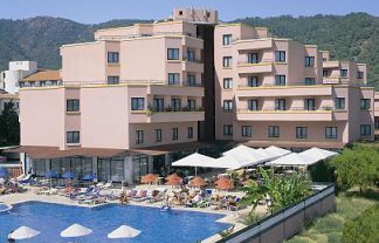 ABACUS METROPOL PARK HOTEL