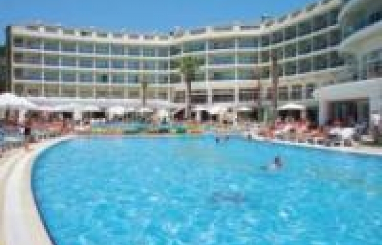 PINETA PARK  DELUXE HOTEL