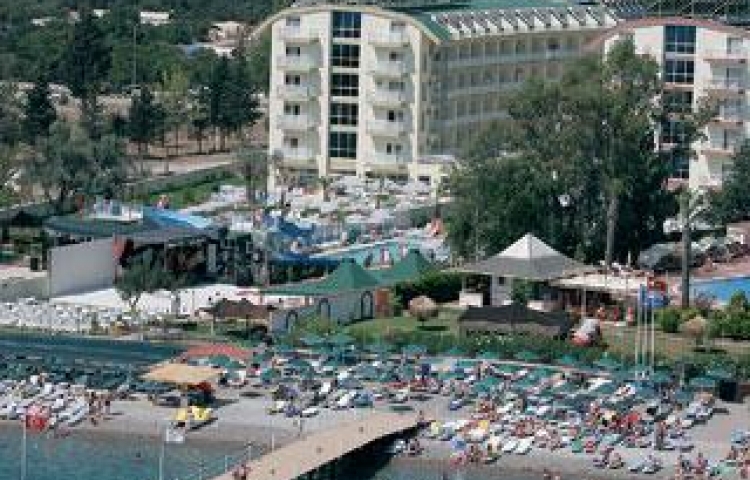 BONA DEA BEACH HOTEL