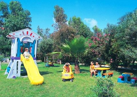 MAHBERi BEACH HOTEL
