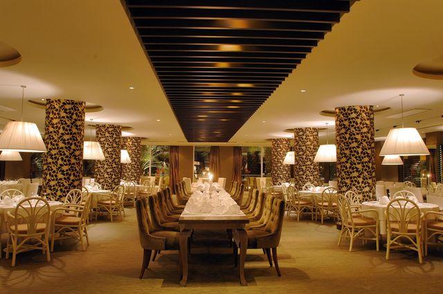 ELEGANCE HOTEL MARMARiS