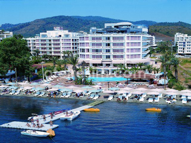 ELEGANCE HOTEL MARMARiS