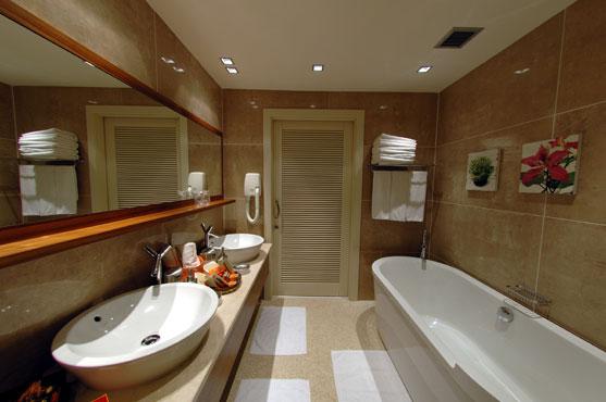 ELEGANCE HOTEL MARMARiS