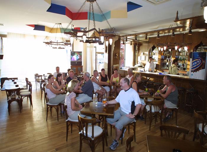 BLUE BAYS HOTEL