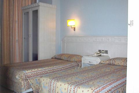 BLUE BAYS HOTEL