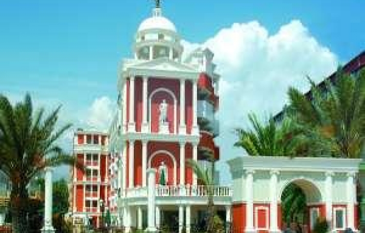 ANTIQUE ROMAN PALACE