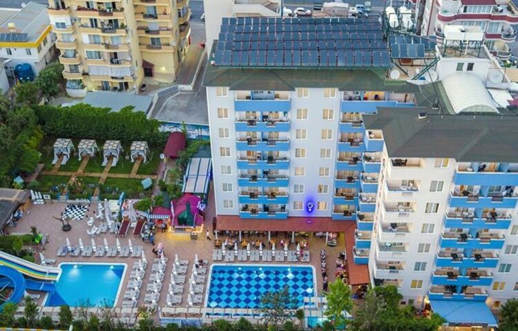 Club Big Blue Suite Hotel