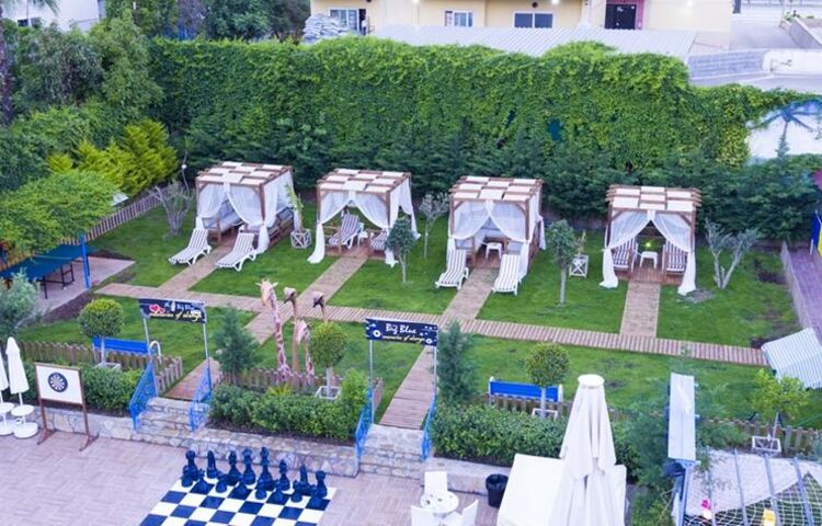 Club Big Blue Suite Hotel