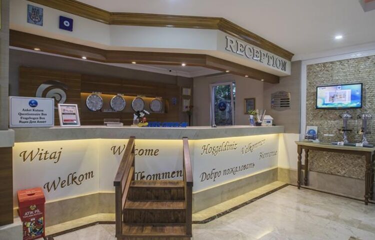 Club Big Blue Suite Hotel
