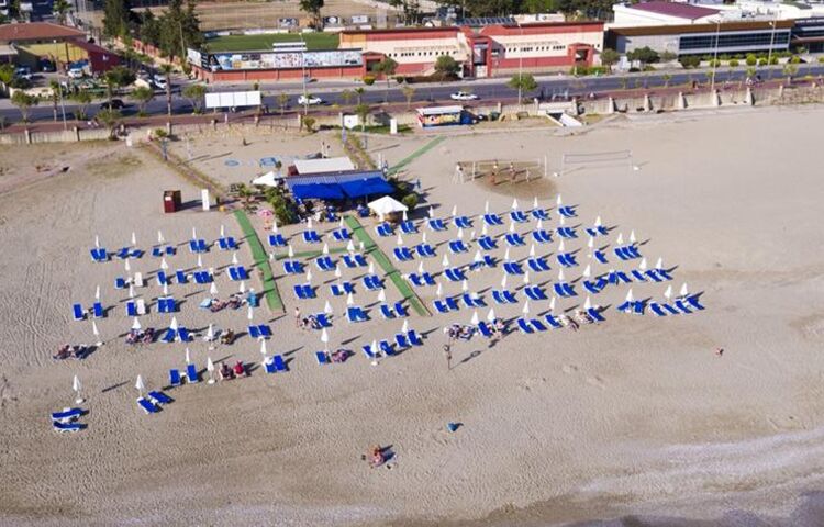 Club Big Blue Suite Hotel