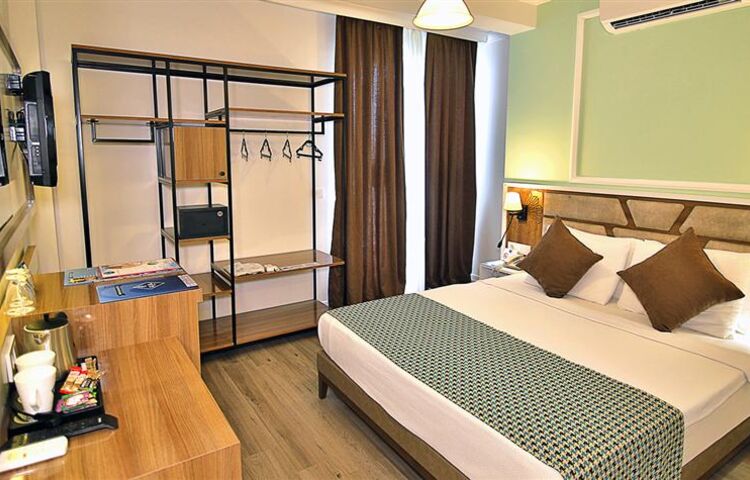 Club Big Blue Suite Hotel