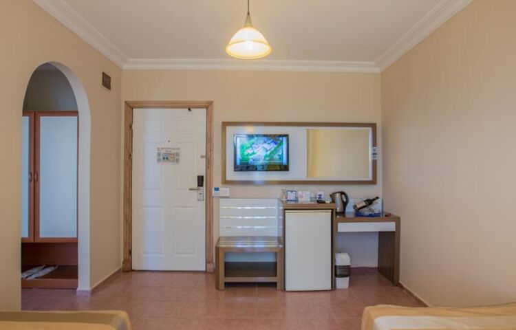 Club Big Blue Suite Hotel
