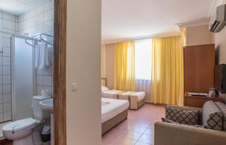Club Big Blue Suite Hotel