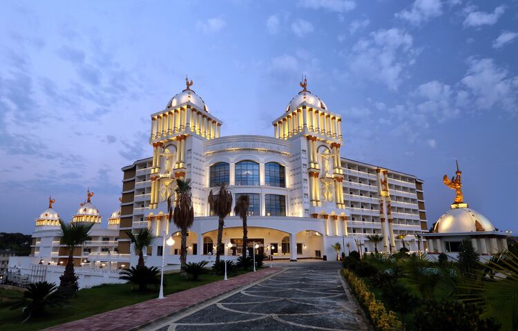 Öz Hotels Sui Resort