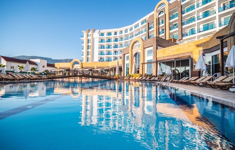 The Lumos Deluxe Resort Hotel