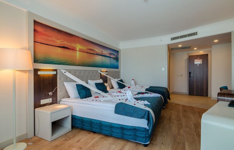 The Lumos Deluxe Resort Hotel