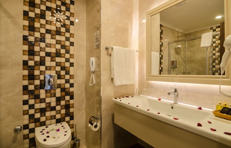 The Lumos Deluxe Resort Hotel