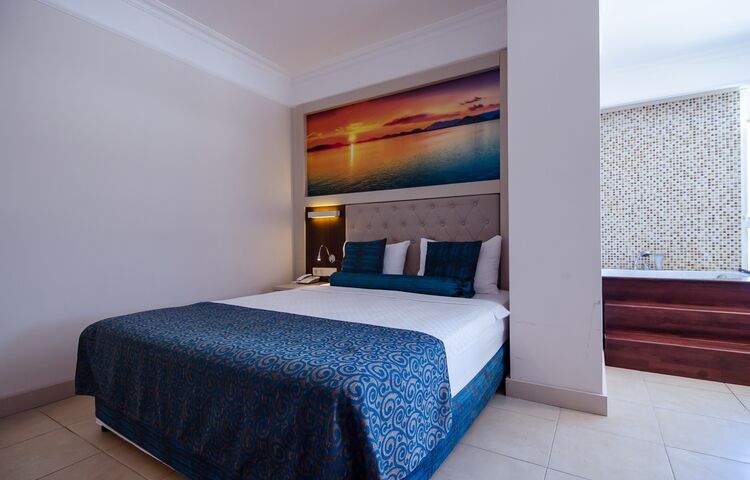 The Lumos Deluxe Resort Hotel