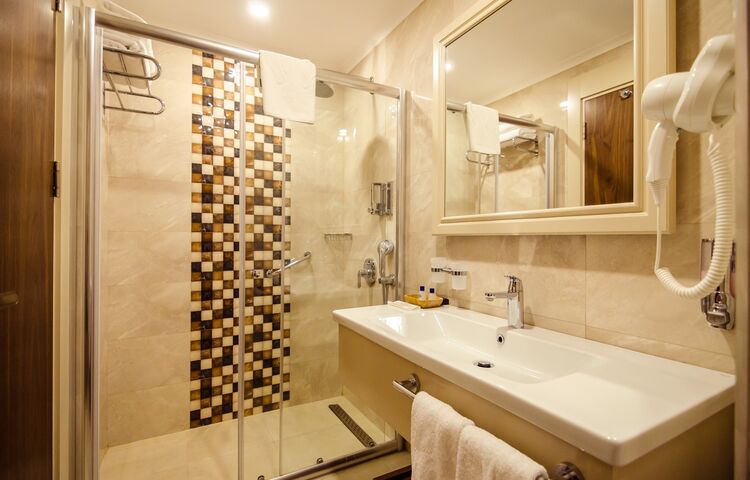 The Lumos Deluxe Resort Hotel