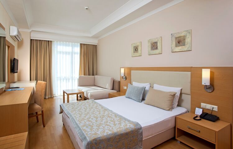 Titan Select Hotel