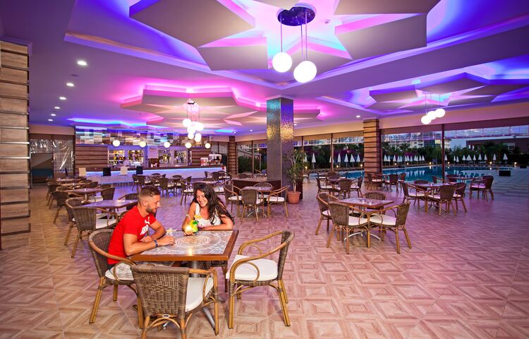 Titan Select Hotel