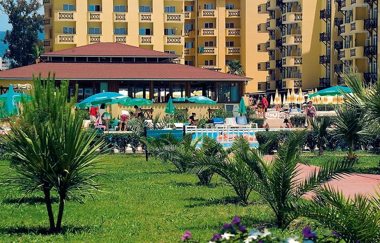 Hotel Titan Garden