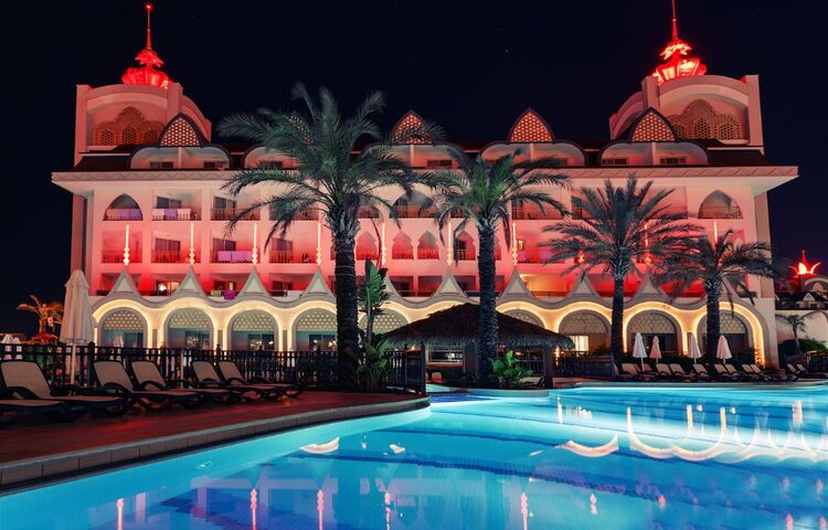 Side Crown Charm Palace