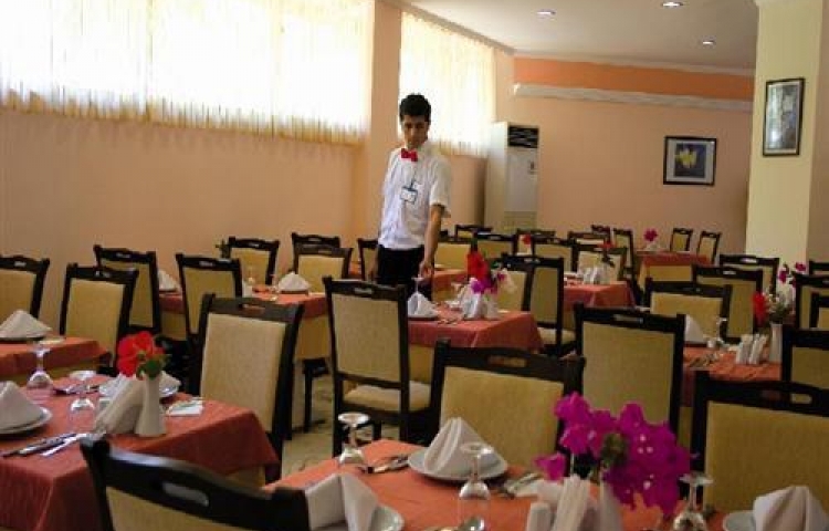 ROYAL ROSE HOTEL