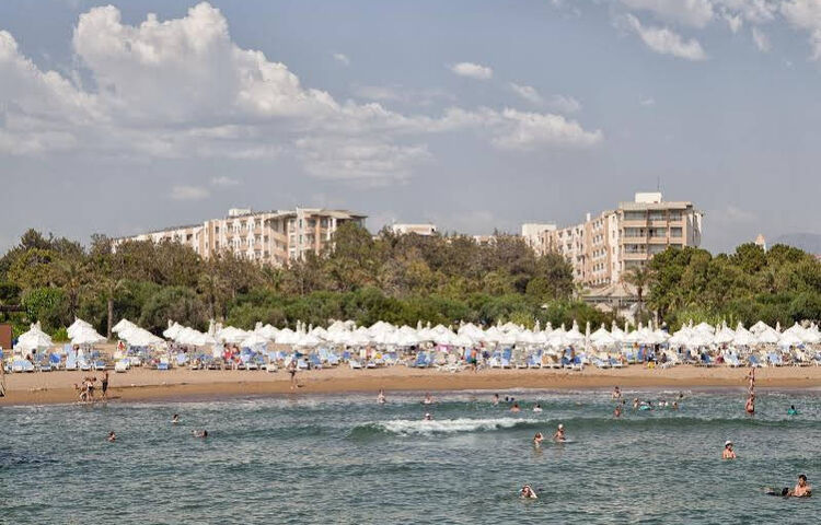 Sueno Beach Side