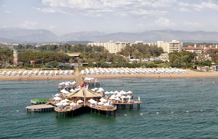 Sueno Beach Side