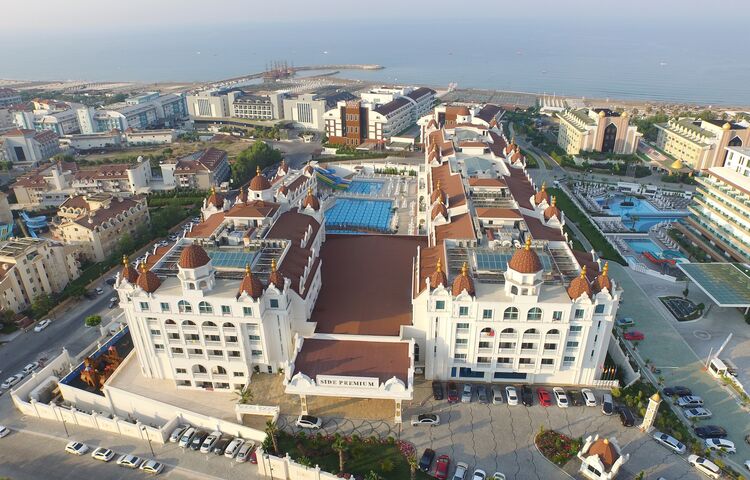 Side Premium Resort