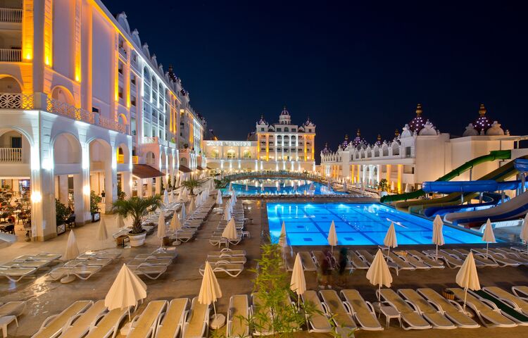 Side Premium Resort