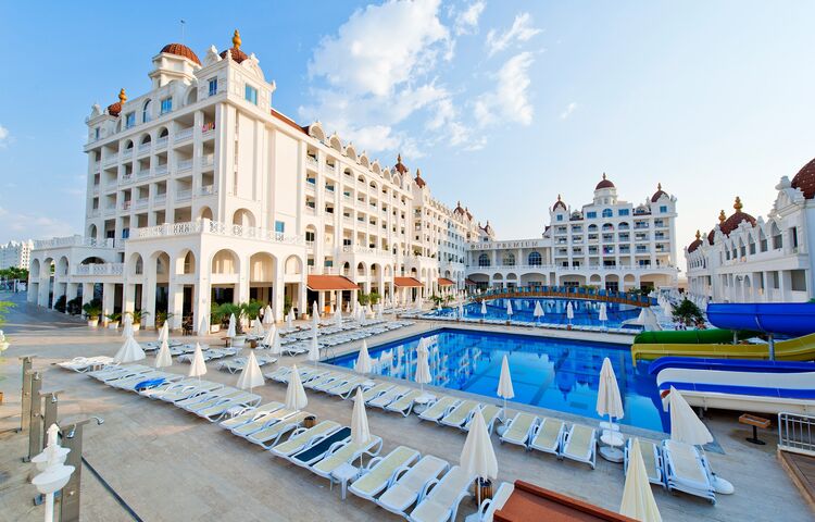 Side Premium Resort