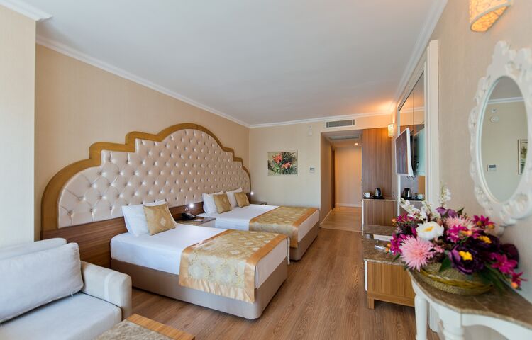 Side Premium Resort