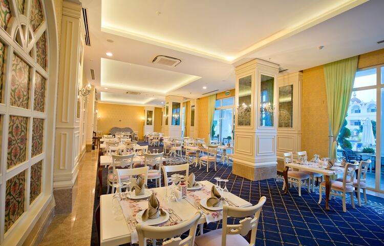 Side Premium Resort