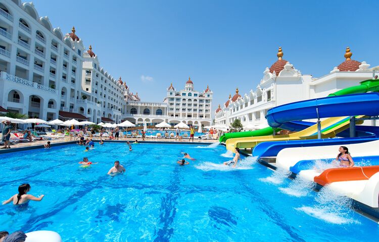 Side Premium Resort