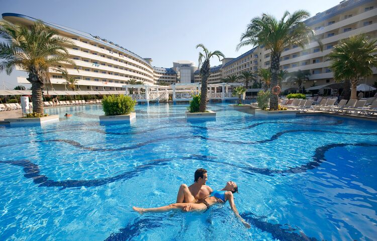 Crystal Admiral Resort Suites Spa