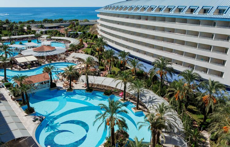 Crystal Admiral Resort Suites Spa