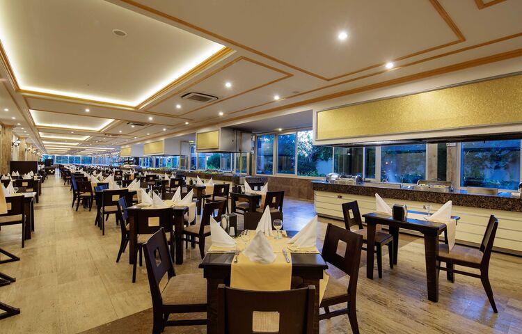 Crystal Admiral Resort Suites Spa