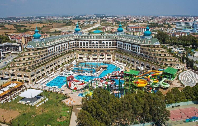 Crystal Sunset Luxury Resort & SPA