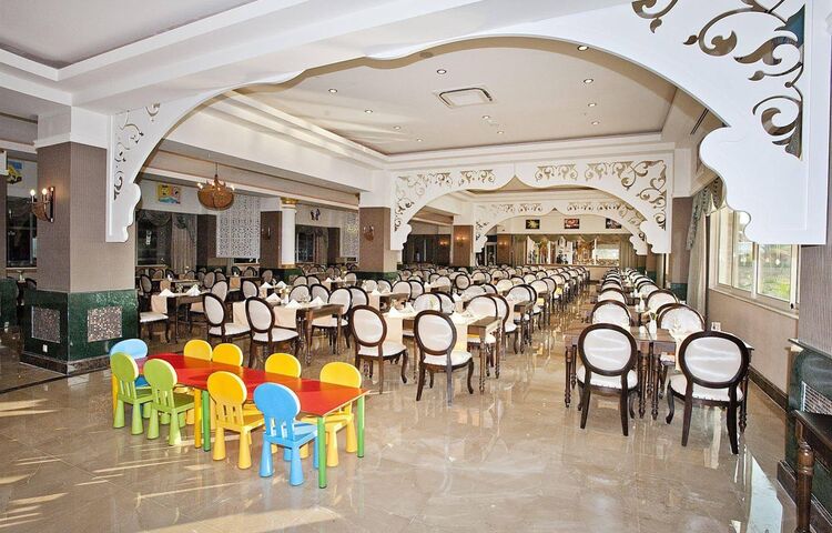 Crystal Sunset Luxury Resort & SPA