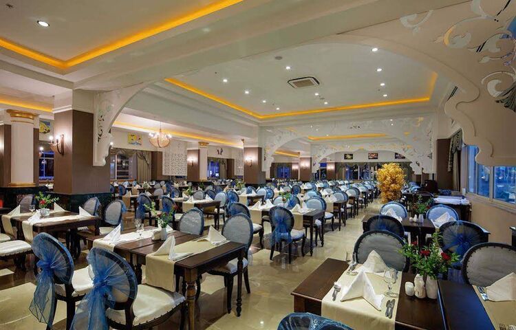 Crystal Sunset Luxury Resort & SPA