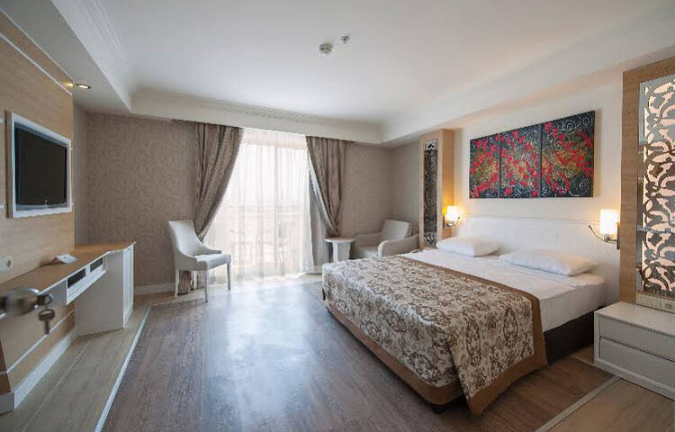 Crystal Sunset Luxury Resort & SPA