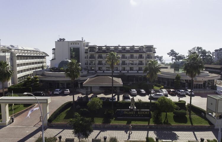Palmet Beach Resort Hotel
