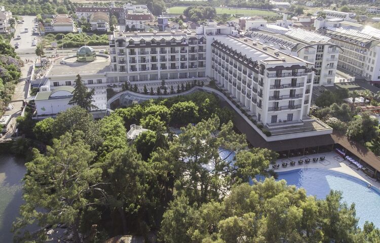 Palmet Beach Resort Hotel